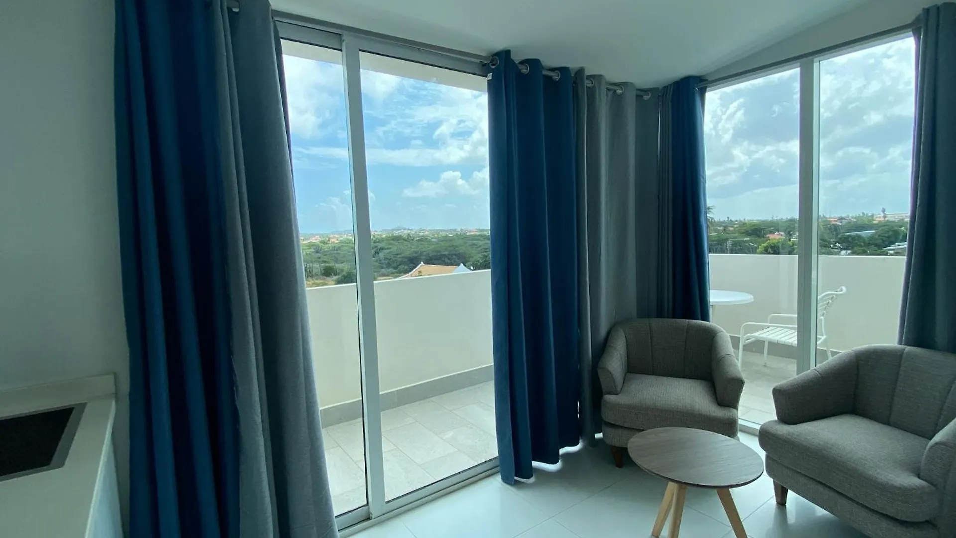 Arubas Life 300 Apartment Noord Aruba